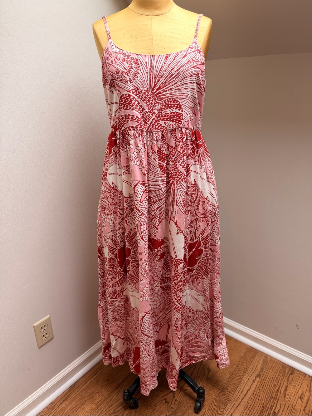 Sleeveless Red and White Floral Patterned Maxi Dress Japna